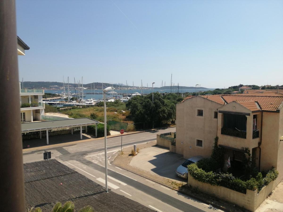 Lo Sguardo Sul Mare - Holiday Apartment Olbia